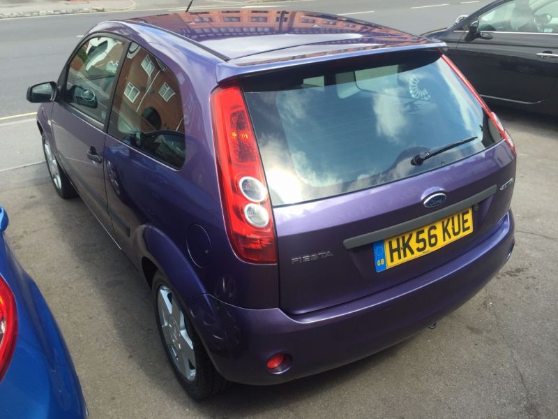2006 Ford Fiesta 1.25 Zetec 3dr image 3