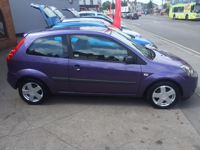 2006 Ford Fiesta 1.25 Zetec 3dr image 5