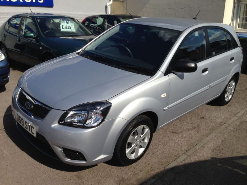 2010 Kia Rio 1.4 1 5dr image 1