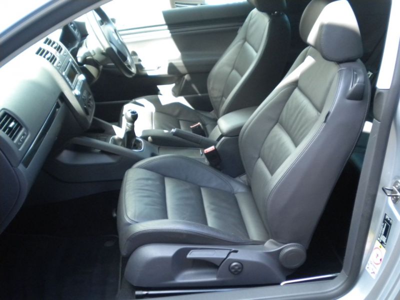 2009 Volkswagen Golf 2.0 GT Sport TDI 3dr image 7