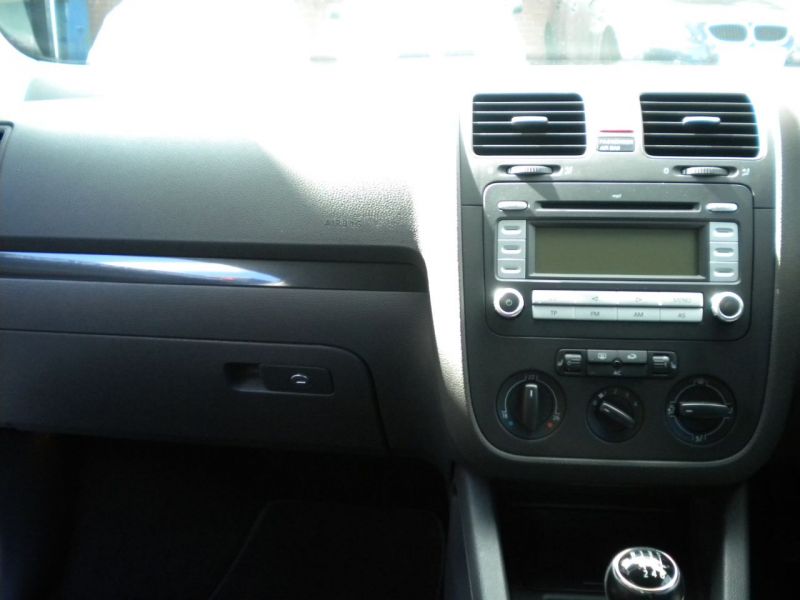 2009 Volkswagen Golf 2.0 GT Sport TDI 3dr image 8