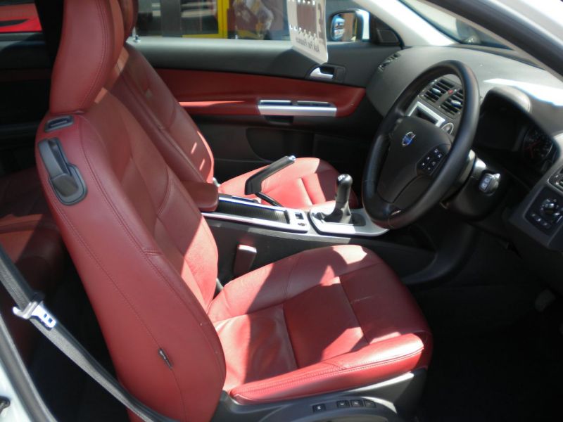 2010 Volvo C30 2.0 D3 SE Lux 3dr image 6