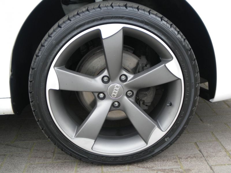 2012 Volkswagen Caddy 1.6 TDI image 5