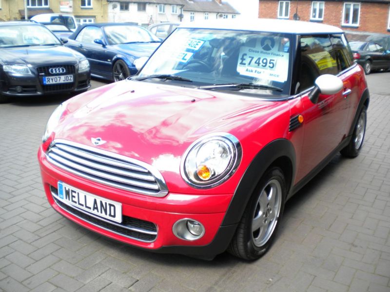 2008 Mini Hatchback 1.6 Cooper Diesel 3dr image 3