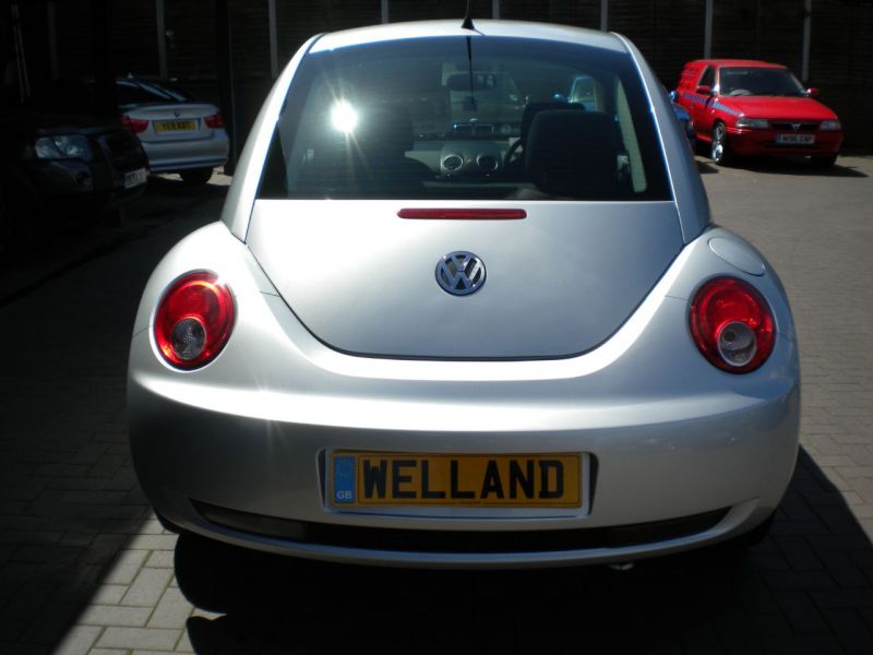 2007 Volkswagen Beetle Facelift 1.6 Luna 3dr image 4