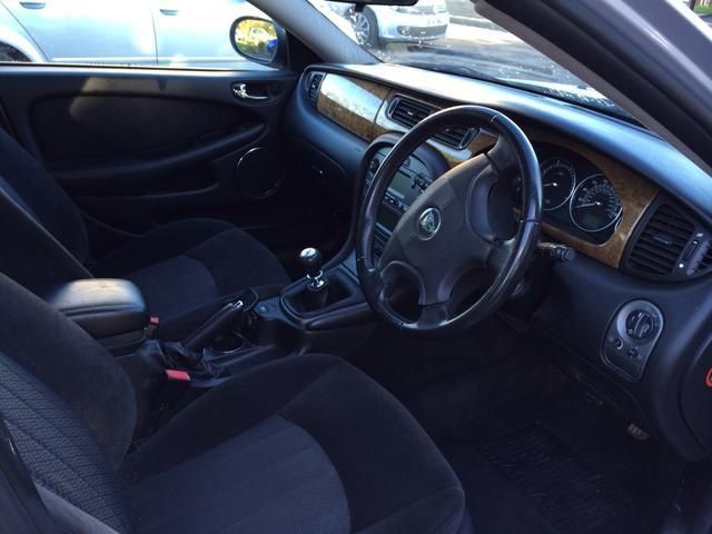 2003 Jaguar X-Type 2.0D CLASSIC image 6
