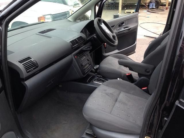 2006 Volkswagen Sharan 1.9 TDI PD S image 9