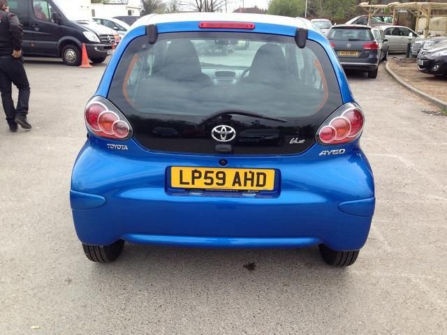 2010 Toyota AYGO 1.0VVT-I BLUE image 4