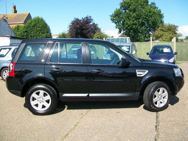 2009 Land Rover Freelander 2.2 Td4 e GS Black 5dr image 3