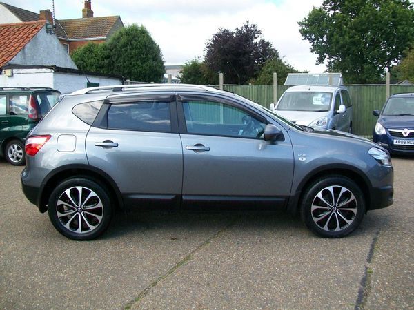 2011 Nissan Qashqai 1.5 dCi [110] N-Tec Grey 5dr image 4