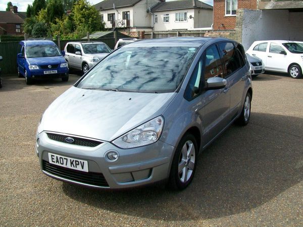 2007 Ford S-MAX 2.0 TDCi Titanium Silver 5dr image 2