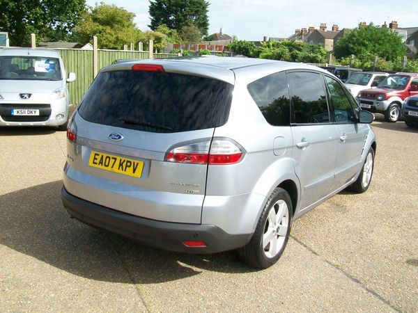 2007 Ford S-MAX 2.0 TDCi Titanium Silver 5dr image 3