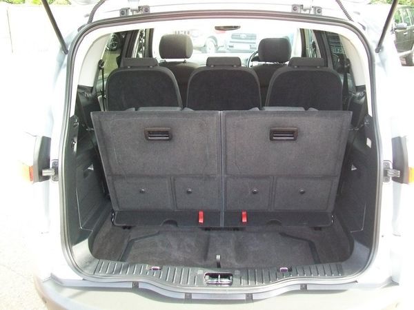 2007 Ford S-MAX 2.0 TDCi Titanium Silver 5dr image 8