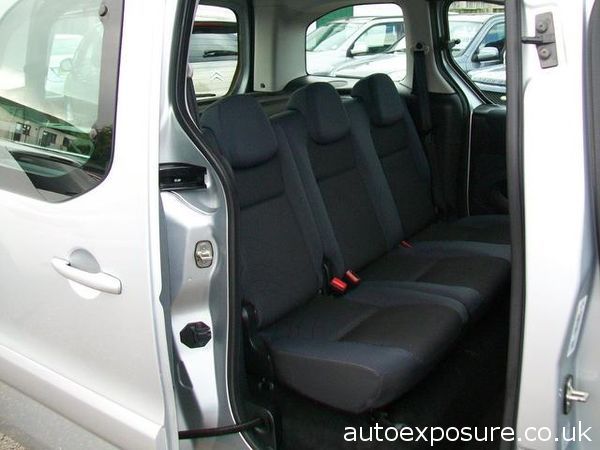 2011 Peugeot Partner Tepee S Hdi 92 Silver dr image 5