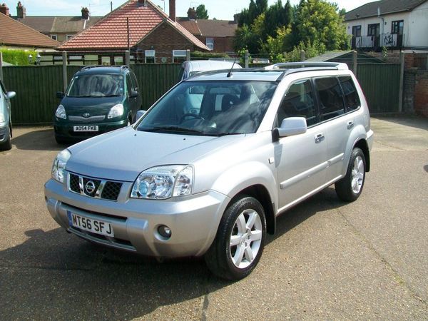 2007 Nissan X-Trail 2.2 dCi 136 Columbia Silver 5dr image 2