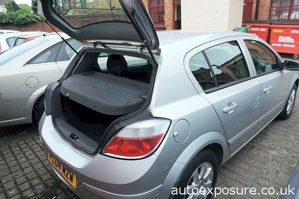 2004 Vauxhall Astra 1.8i 16V Clubr Auto image 4
