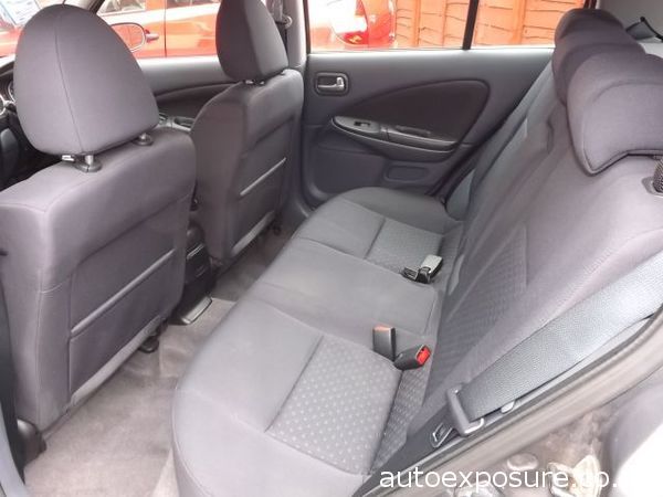 2005 Nissan Almera 1.5 SE 5dr image 5