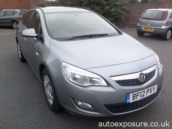 2012 Vauxhall Astra 1.7 CDTi 16V image 1