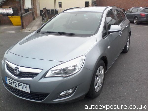 2012 Vauxhall Astra 1.7 CDTi 16V image 2