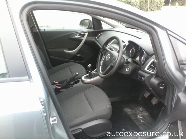 2012 Vauxhall Astra 1.7 CDTi 16V image 5