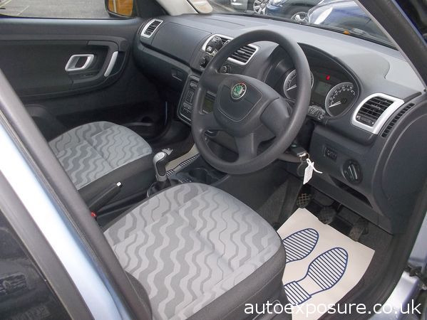 2010 Skoda Roomster 1.9 TDI PD SE image 8