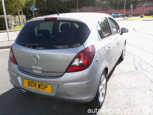 2011 Vauxhall Corsa 1.2i 16V image 4