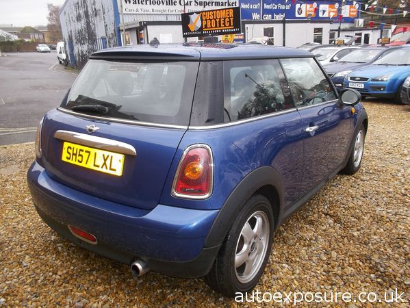 2007 MINI Hatchback 1.4 One image 3