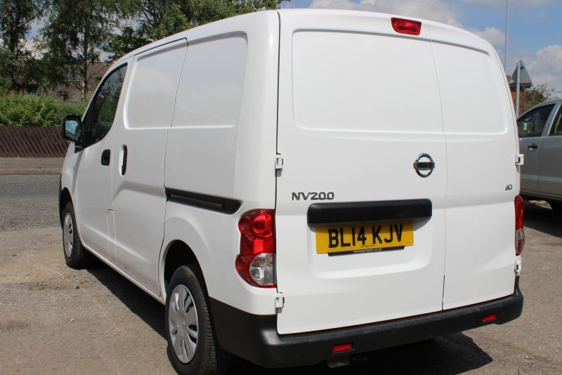 2013 Nissan NV200 1.5 dCi Acenta SE Van image 4