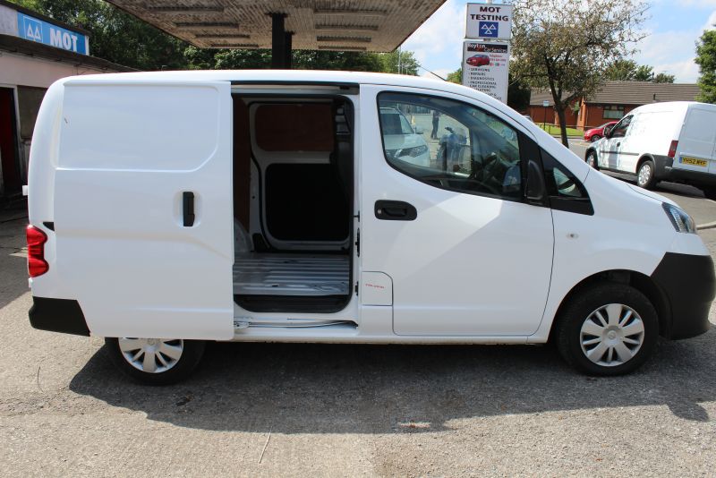 2013 Nissan NV200 1.5 dCi Acenta SE Van image 6