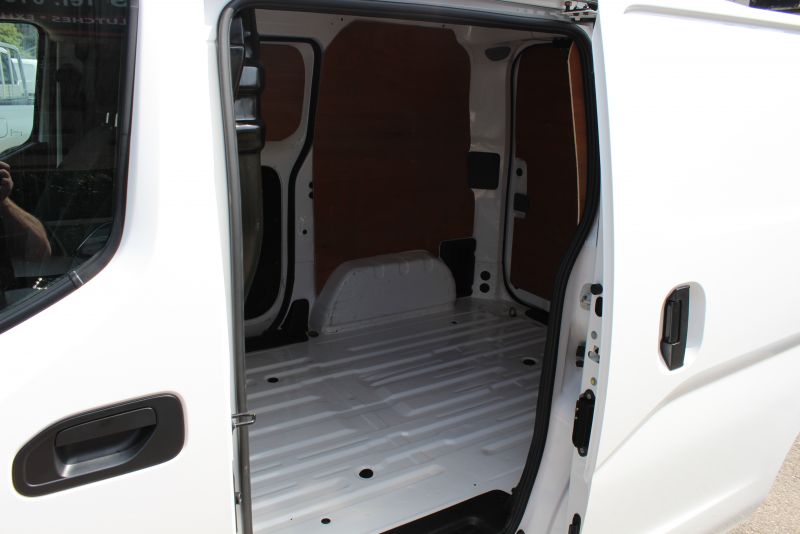 2013 Nissan NV200 1.5 dCi Acenta SE Van image 7
