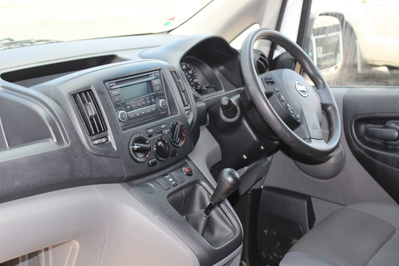 2013 Nissan NV200 1.5 dCi Acenta SE Van image 10