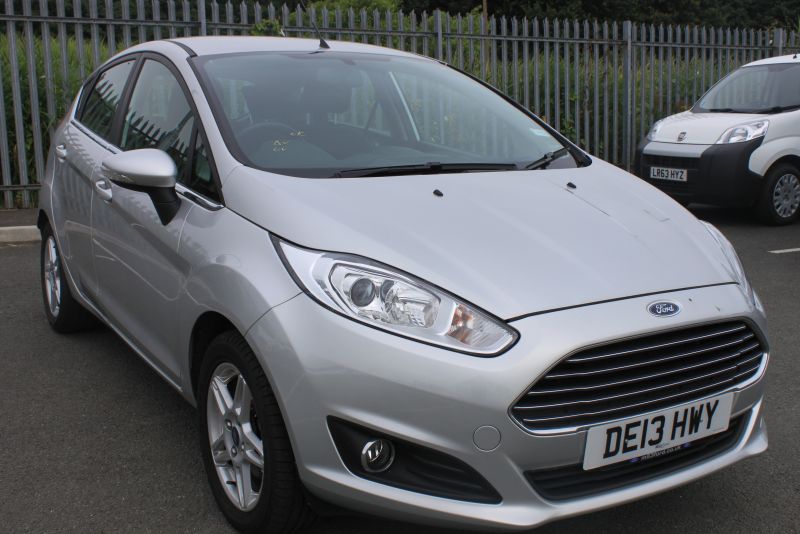 2013 Ford Fiesta 1.5 TDCi Zetec image 2