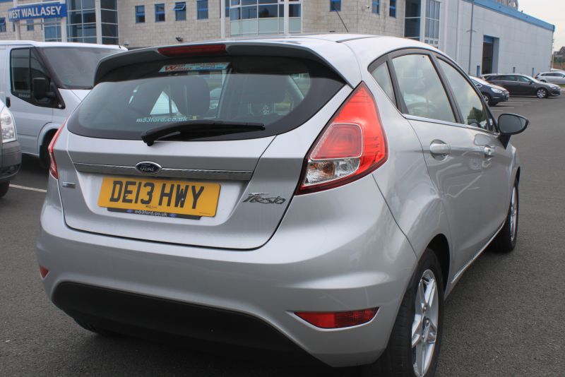 2013 Ford Fiesta 1.5 TDCi Zetec image 3