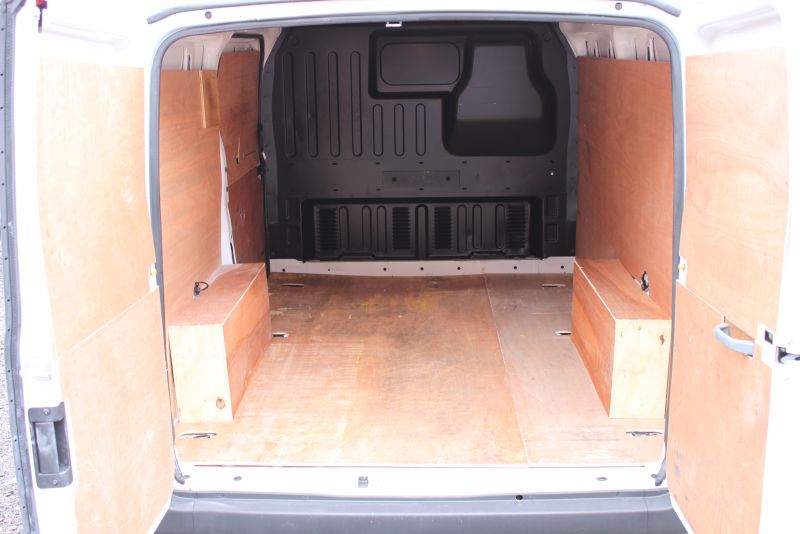 2013 Ford Transit 2.2 TDCi Low Roof Panel Van image 8