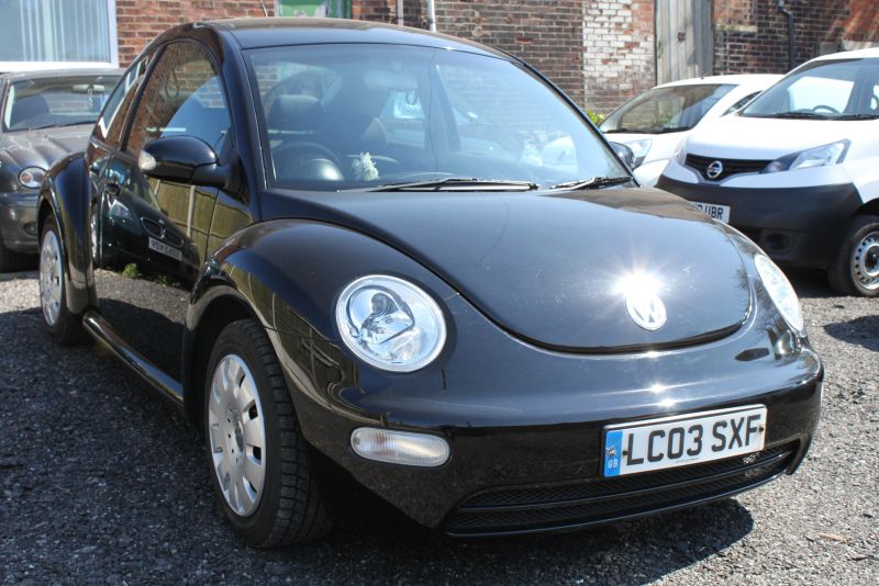 2003 VW Beetle 1.6 image 2