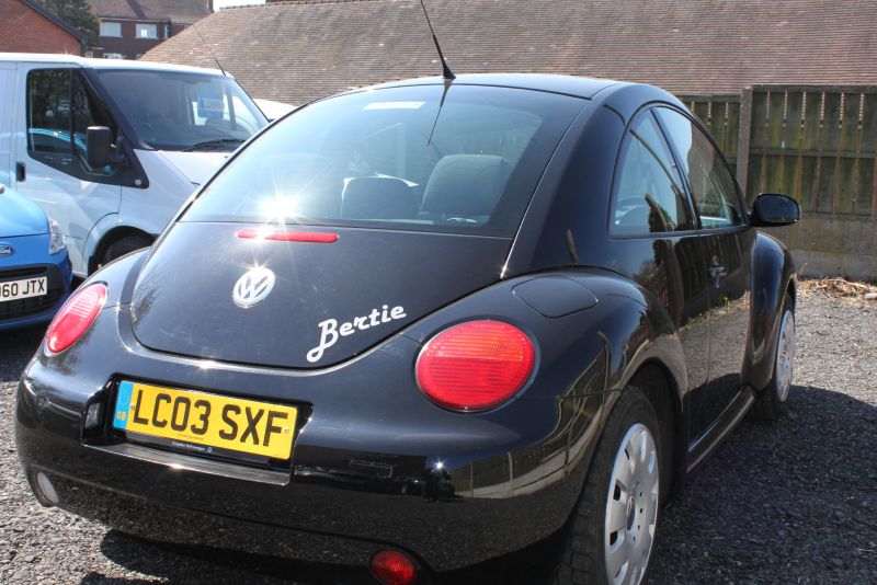 2003 VW Beetle 1.6 image 4
