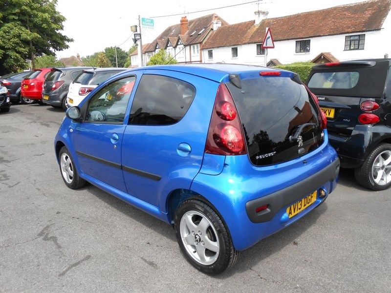 2013 Peugeot 107 ALLURE PETROL image 3