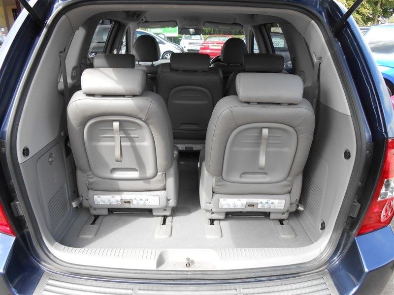2009 Kia Sedona TS DIESEL image 8