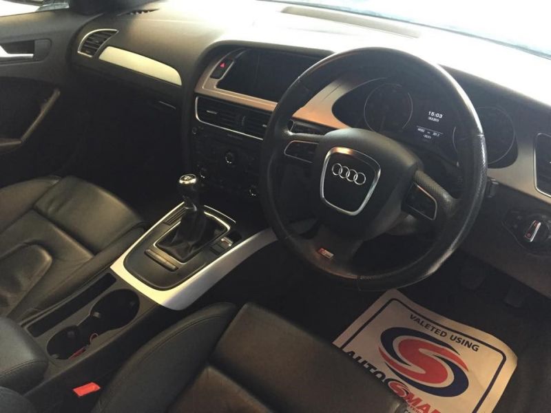 2009 Audi A4 TDI S LINE image 6