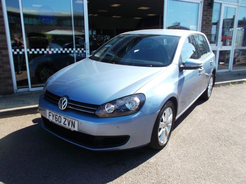 2010 Volkswagen Golf SE TDI image 1