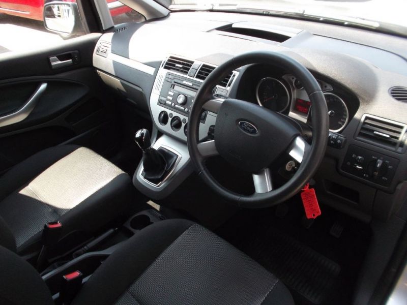 2010 Ford C-Max ZETEC image 6