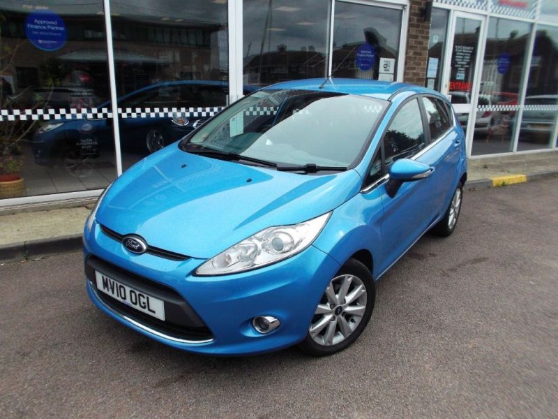 2010 Ford Fiesta ZETEC 16V image 1