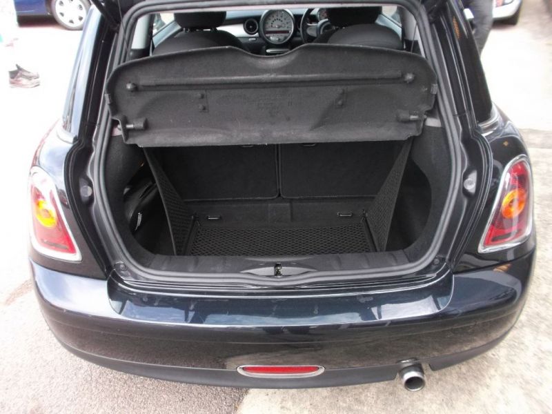 2009 MINI Hatch COOPER PEPPER PACK image 4
