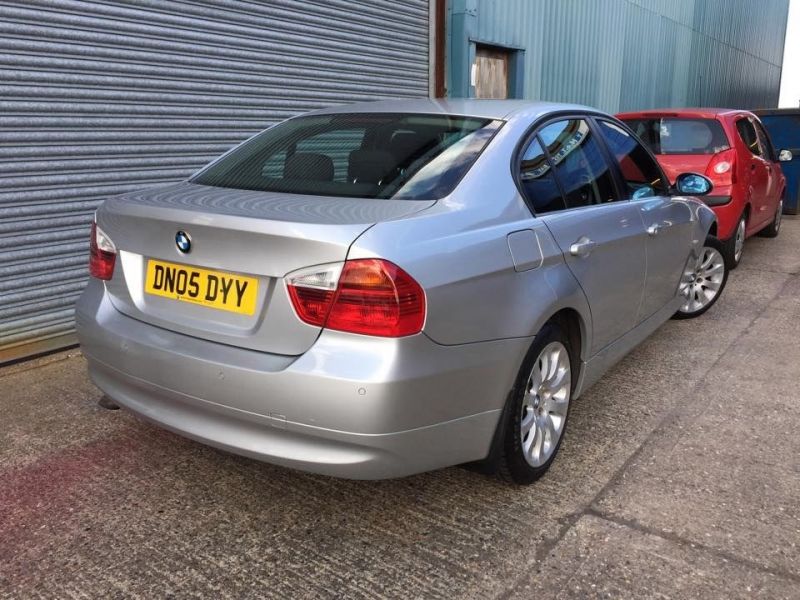 2005 BMW 320d SE image 2