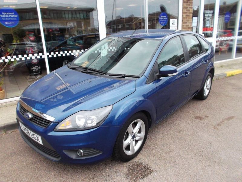 2008 Ford Focus ZETEC image 1