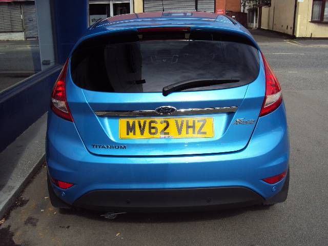 2012 Ford Fiesta 1.4 96PS Titanium 5-dr Hatchback image 4