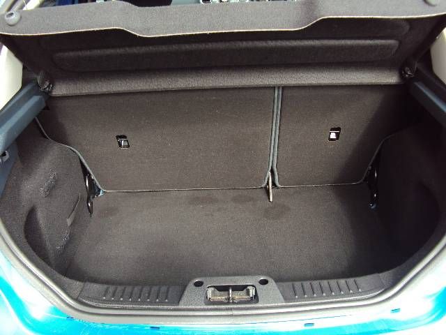 2012 Ford Fiesta 1.4 96PS Titanium 5-dr Hatchback image 8