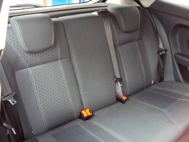 2012 Ford Fiesta 1.4 TDCi Zetec 3-dr Hatchback image 7