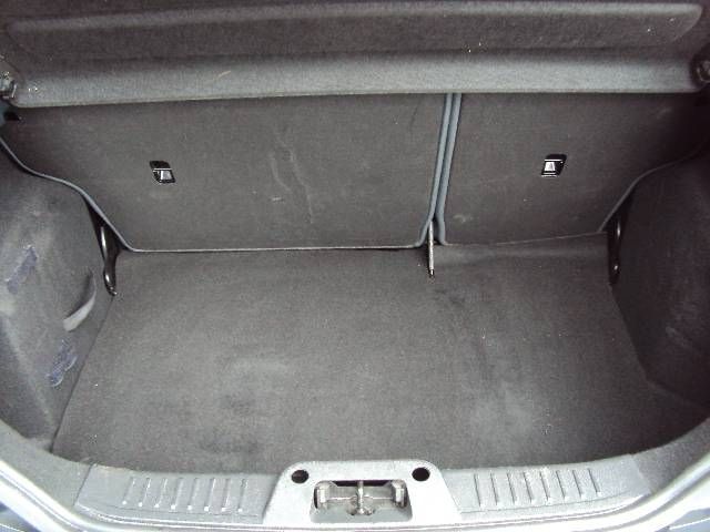 2012 Ford Fiesta 1.4 TDCi Zetec 3-dr Hatchback image 8