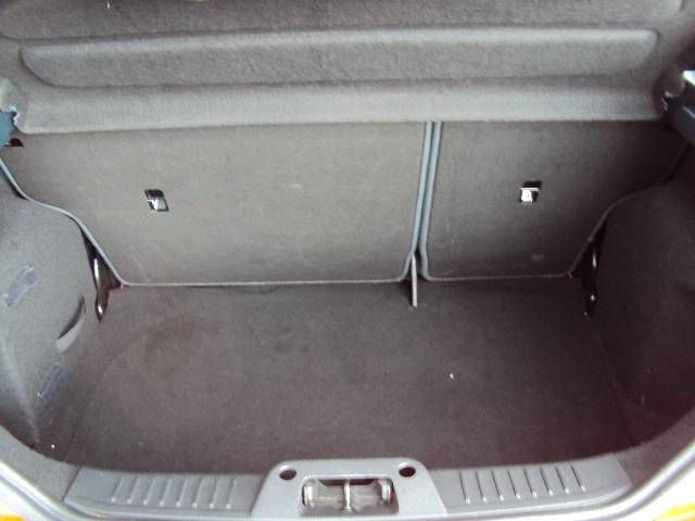 2012 Ford Fiesta 1.25 82PS Zetec 3-dr image 8